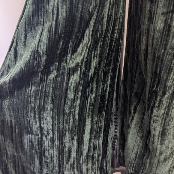 ASOS Forest Green High Waisted Velvet Trousers - Picture 4 of 7